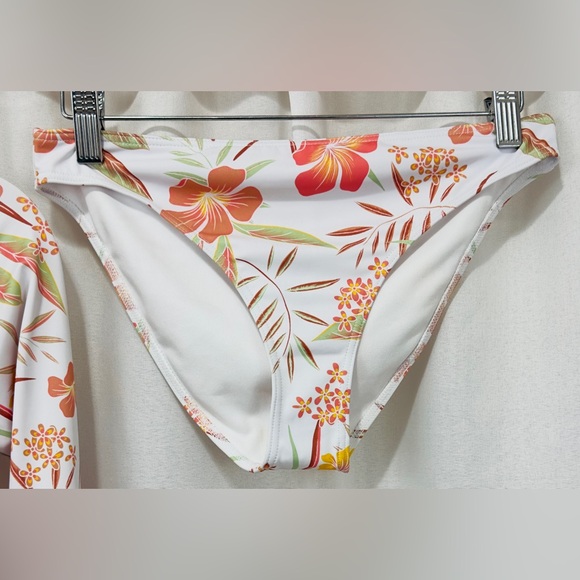 Roxy Girls Life Enjoyers Long Sleeve Full Zip UPF50 Rashguard Bikini Set… - Picture 9 of 13